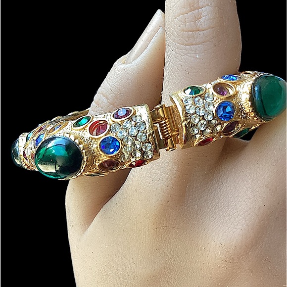 Sphinx of London Multi Cabochon &
Rhinestone Bracelet (t152) - Picture 4 of 10